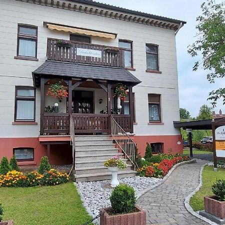 Ferienwohnungen Parkschloesschen Бад Пирмонт Екстериор снимка